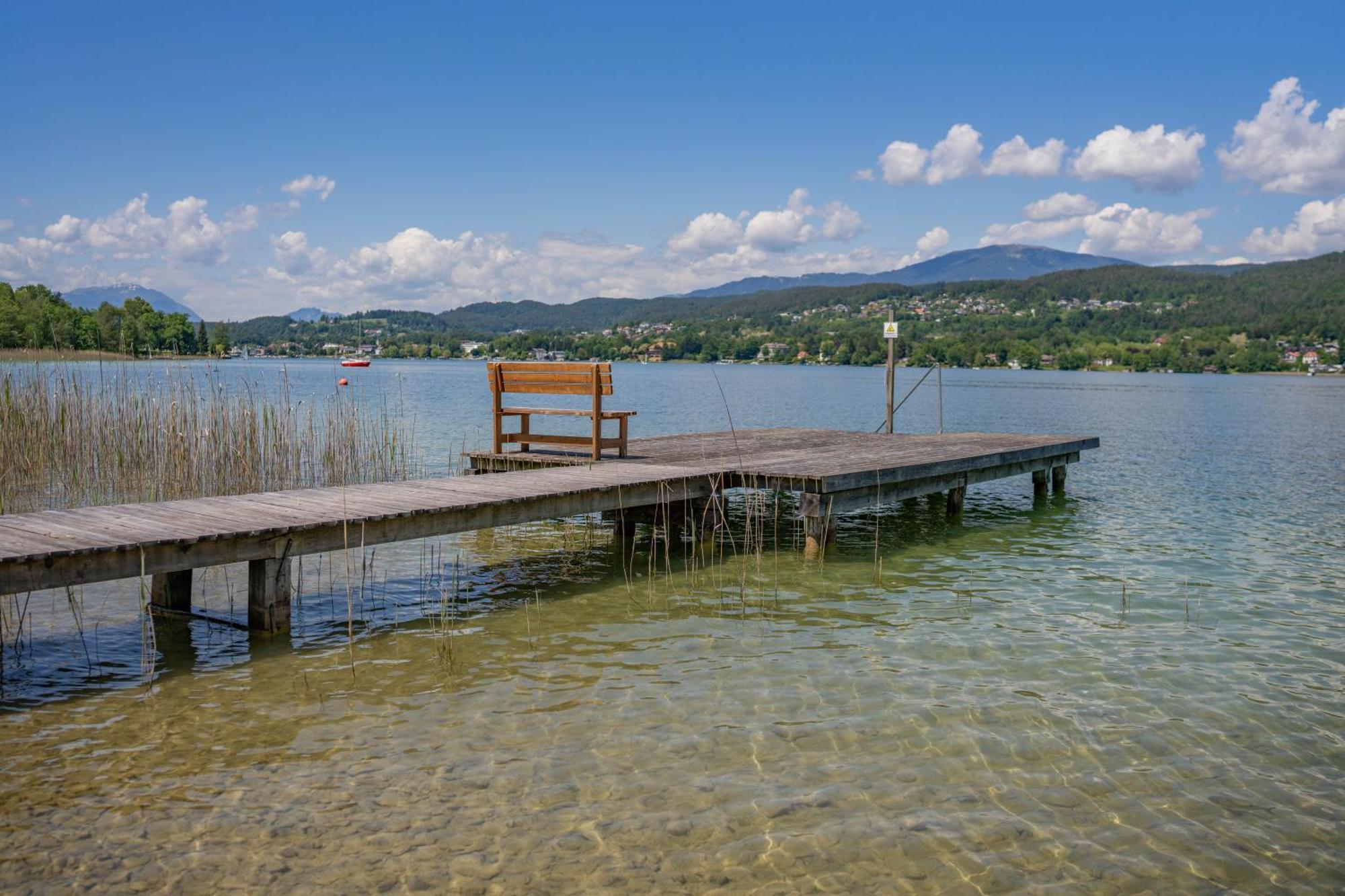 Strandhotel Schabus Velden am Woerthersee Exterior photo