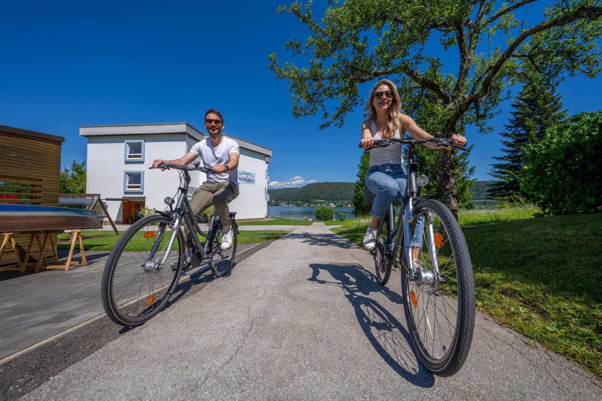 Strandhotel Schabus Velden am Woerthersee Exterior photo